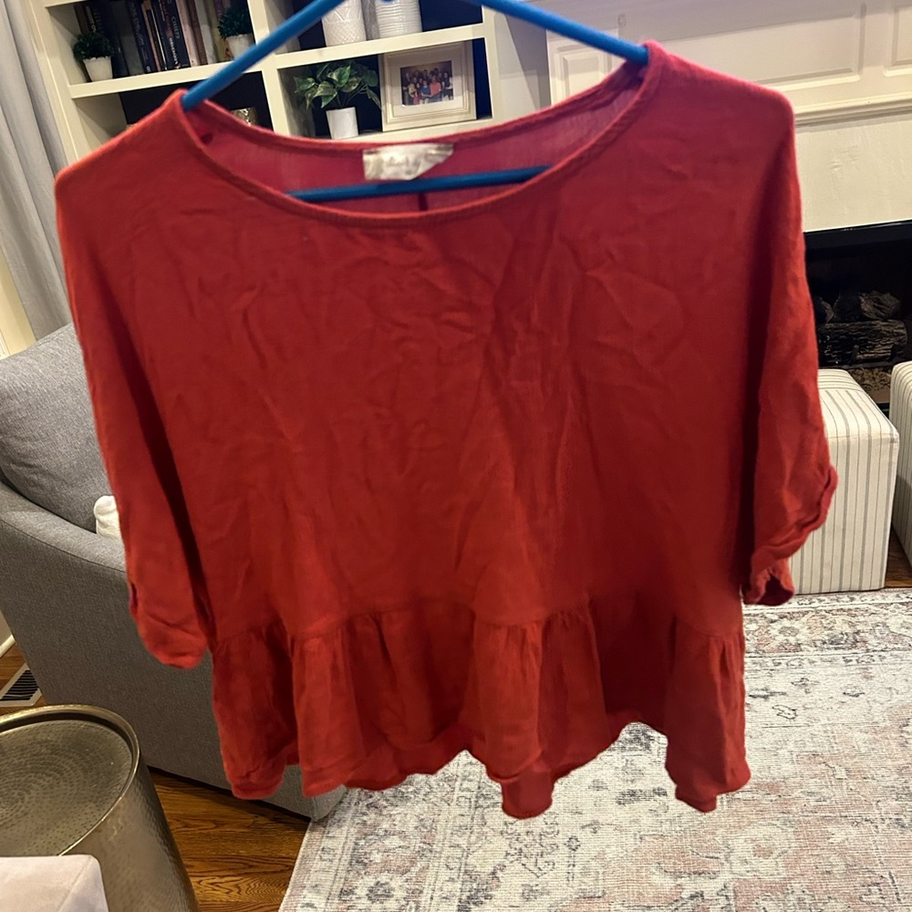 Medium red altard state top